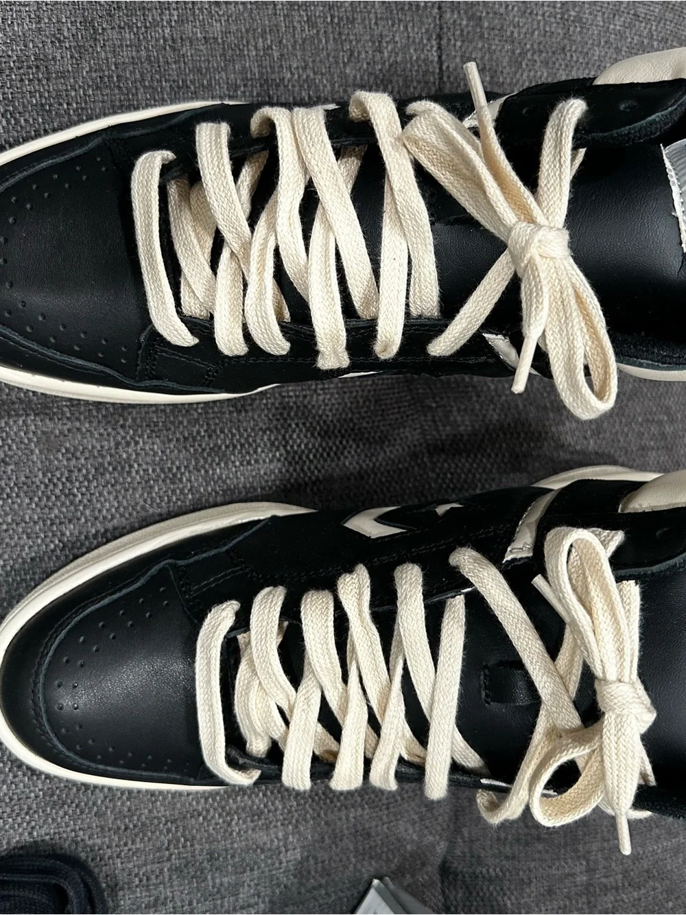 Converse Weapon Classic Men Black and Cream Weapon High-Top Sneakers Men Size 9